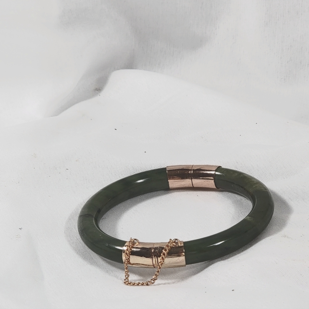 1950s vintage Green Jade Bangle with gold chains and covers.